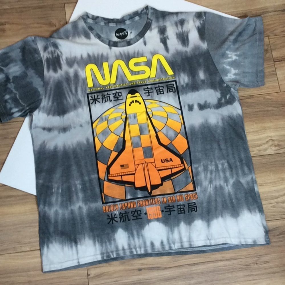 NASA tie dye tee shirt like new